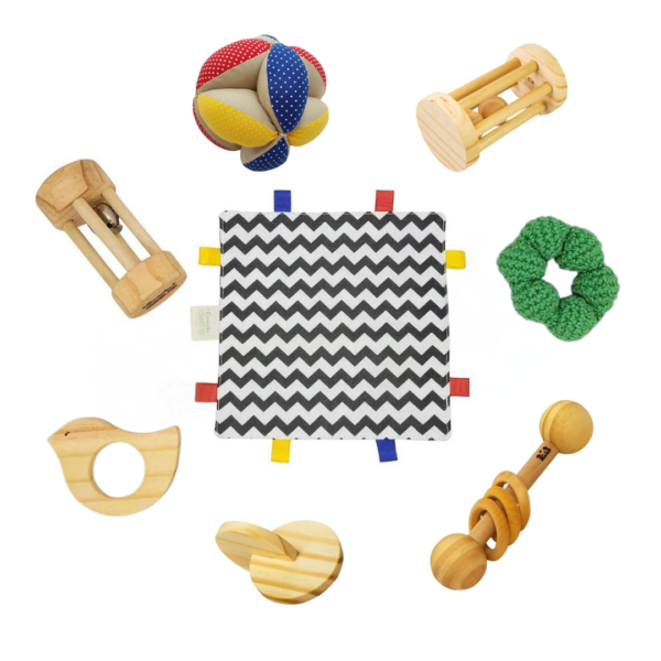 Kit Montessori 0 a 6 Meses - 8 Brinquedos